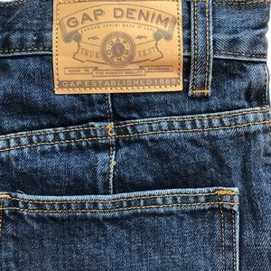 Vintage high waist pleated denim shorts